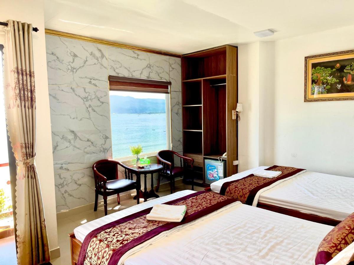 Hong Phuc Hotel 2 Da Nang Exteriör bild